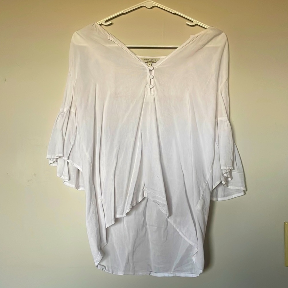 Short Bell Sleeved Blouse